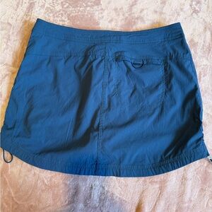 Te Verde Slate Blue skort size Lg